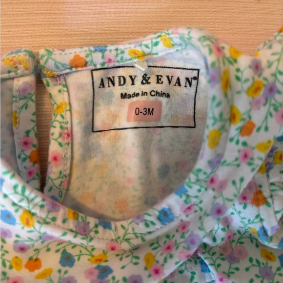 Andy & Evan bubble bodysuit - Picture 3 of 4